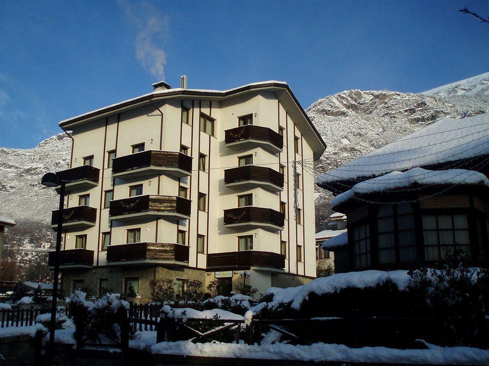 Hotel Au Soleil Saint-Vincent Eksteriør billede